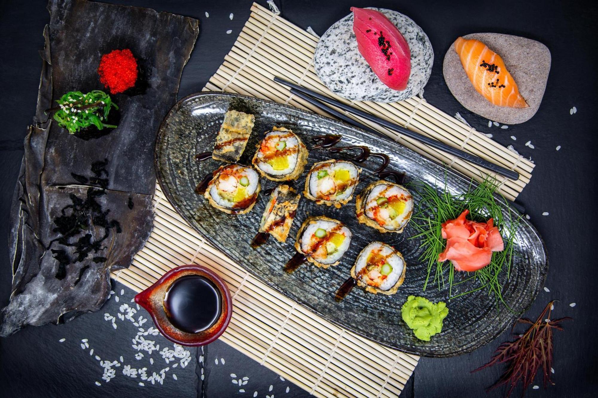 Sheraton Batumi Hotel Eksteriør billede Sushi