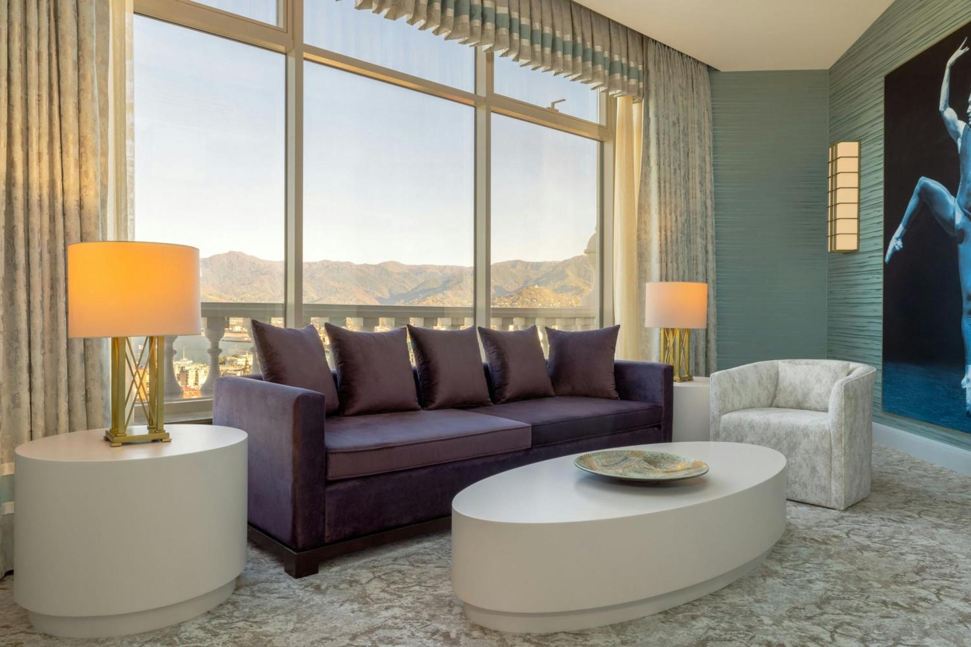 Sheraton Batumi Hotel Eksteriør billede A 3D rendering of a living room